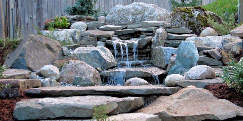 5 Benefits Water Features Can Add to Your Yard
